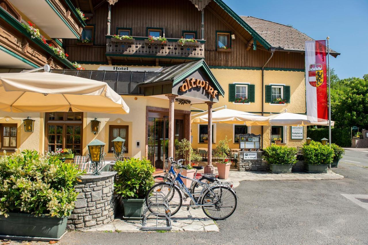 Hotel Landgasthof Altwirt Seeham Екстер'єр фото